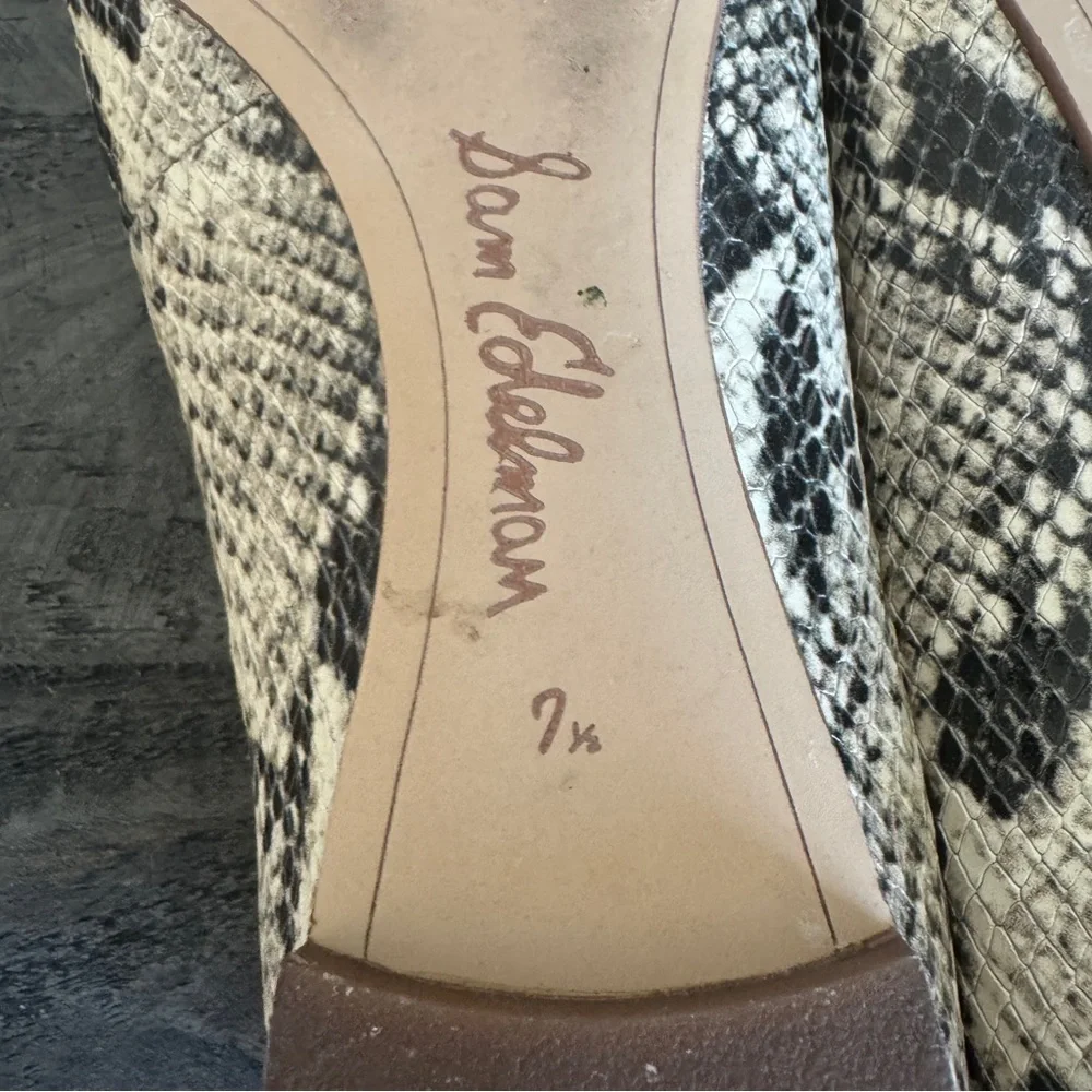 Sam Edelman Sally Snakeskin Flats - Women’s Size 7.5 - Tan Beige Snake print - Picture 6 of 7
